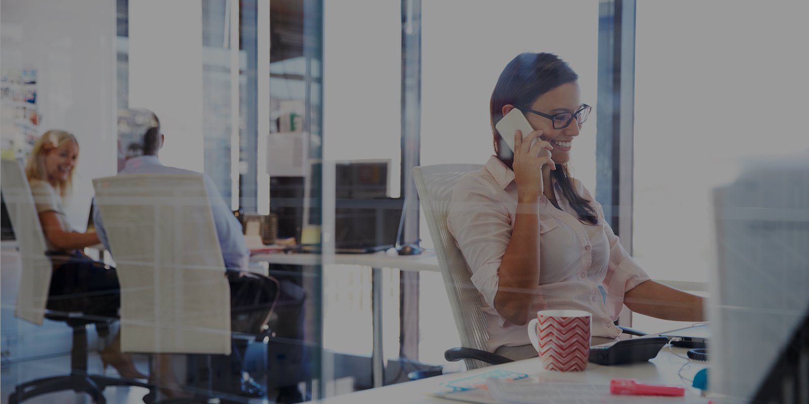 DES ESPACES DE TRAVAIL QUI VOUS RESSEMBLENT DES ESPACES DE TRAVAIL QUI VOUS RESSEMBLENT